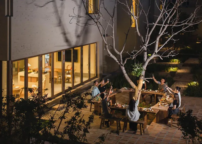 The Long Circle House